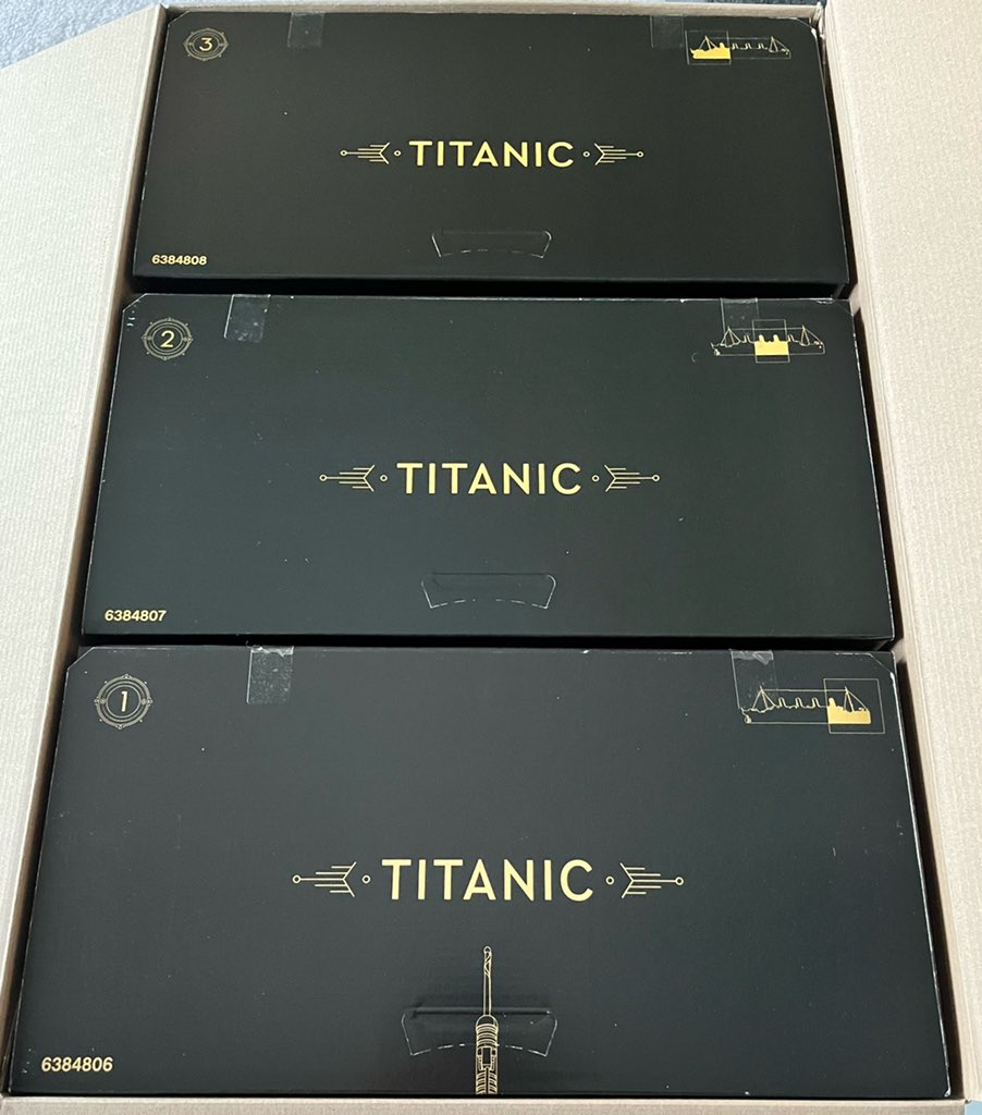 Jays_Lego_Build's tweet photo. The Ship Building has begun !
#Box_Opening
Pics 1-4
#9090_Pieces
#Lego_Build
#RMS_Titanic https://t.co/dUGypOOkdd