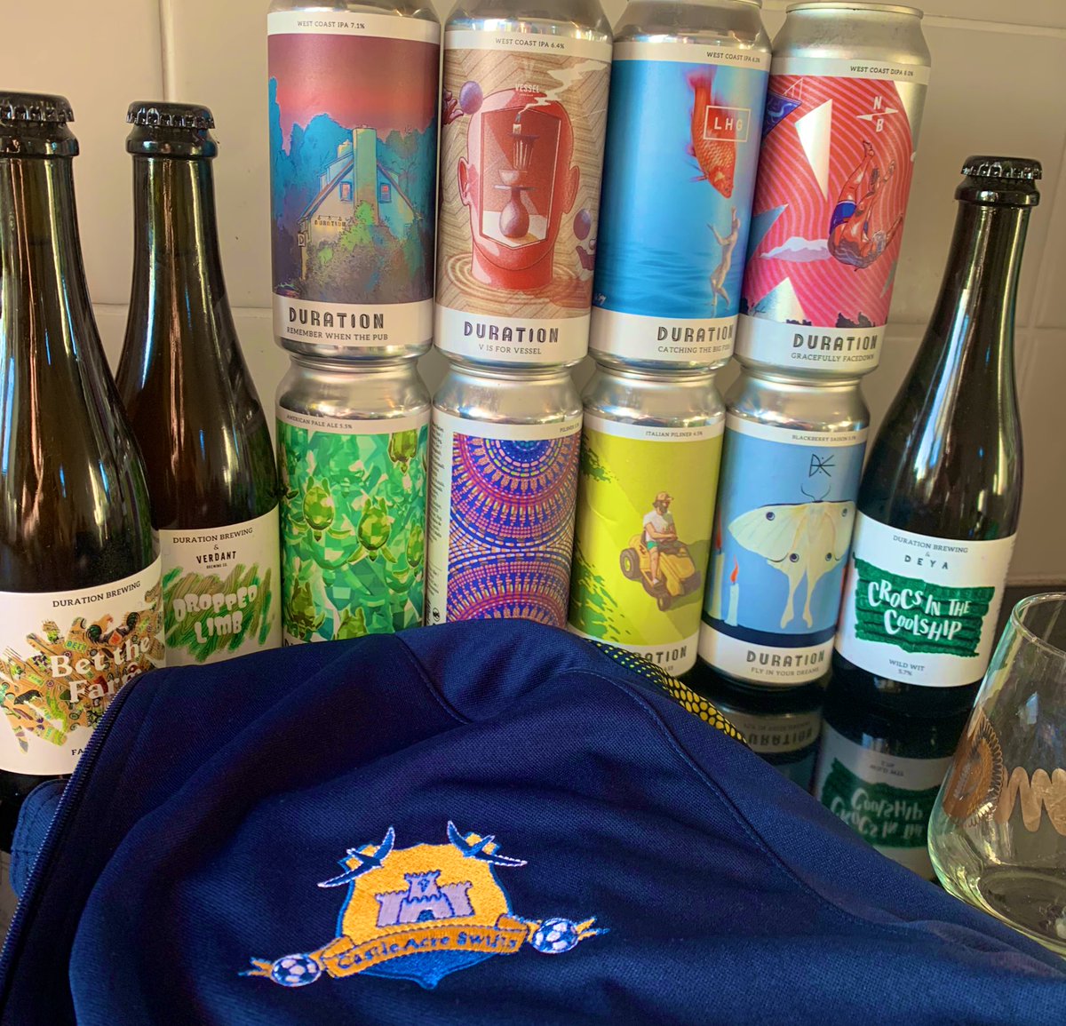 CastleAcreFC's tweet photo. 💙💛@CastleAcreFC Social Media Man will be enjoying a few drinks tonight, There’s no better selection than @DurationBeer 🍻🍺 #UpTheSwifts 💛💙 https://t.co/JTItNBa3Mv