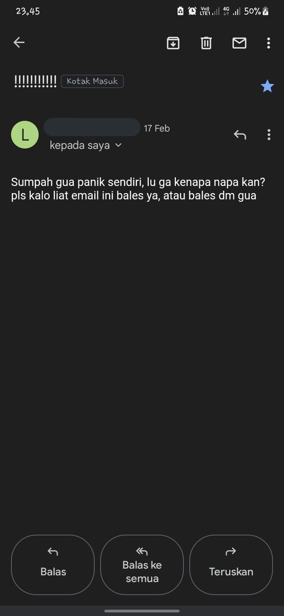 oulafssi's tweet photo. How could he do something sweet like this? I read, then I cried.

The fact that he's still someone I've always liked and I know a place for me to come home @jeffaalx ♡ https://t.co/m516lNKOfK