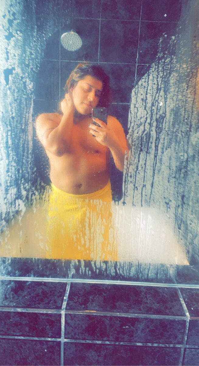 Alegriadcirque's tweet photo. Catch me dancing @thesaloonmn this weekend 🤪 starting tonight‼️‼️
#gogoboy #stripper #showershow #dance #LGBTQ #nightlife #Clubs #latinos #exoticdancer #saloon #twincities https://t.co/nxuIRfm3gD