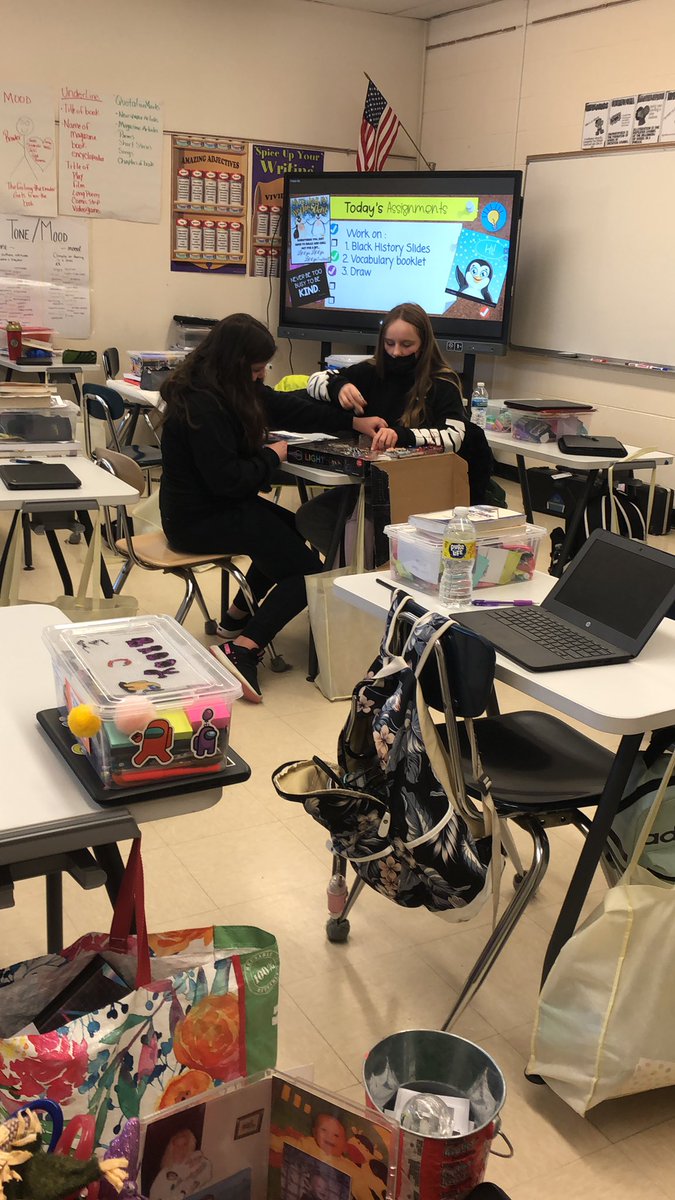nancyk32's tweet photo. No tech today just toys #cridgepride https://t.co/IUG01TlOVk