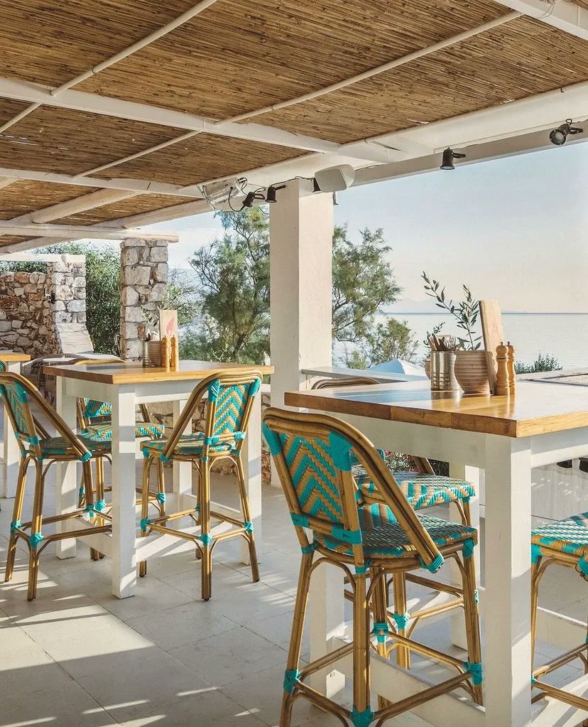 As the water begins to settle following a blustery day mastering the sails, relax into the evening with a fine feast to follow and a the wee hours to see. One of our favourite spots of the club to be enjoyed by all.