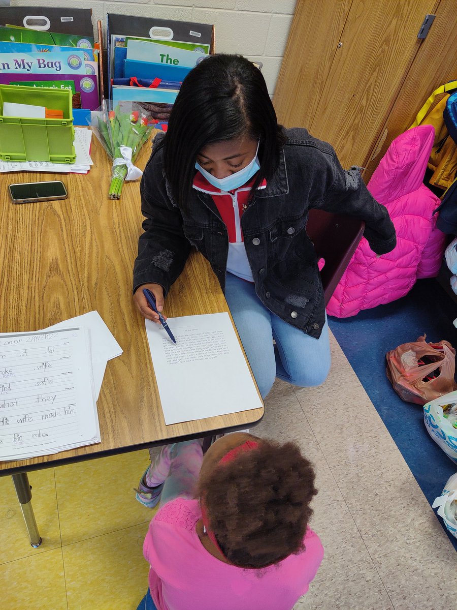 FLUKERisms's tweet photo. @HopeHillElem's Dynamic Duo, Dorsey & Bennett! SOAR block done right! #HHRead https://t.co/MkBiAT5IWu