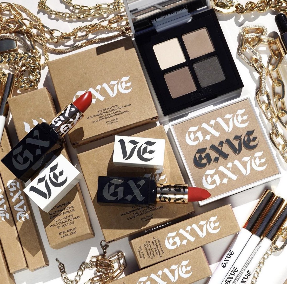 Trendmood's tweet photo. #REVEALED 🚨NEW! Brand #𝐆𝐗𝐕𝐄 Beauty by the one and only… @gwenstefani 🤍💄🖤 Includes: 
💄 I'm Still Here Lightweight Longwear Matte Lipstick in Original Recipe (Red) $24
❤️ Original Me High Performance Matte Lipstick Original Recipe (Red) $26 https://t.co/xtMVBW6jYC