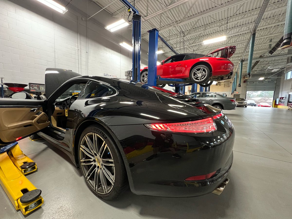 E24guy's tweet photo. Hardtop or convertible? 

There are no wrong answers 😉 https://t.co/HH4T4TJqs2