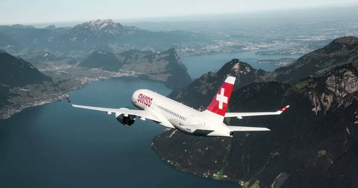 TravelEsquire's tweet photo. Shark-skin-inspired film immediately drops airliner fuel consumption https://t.co/gP7TzvB1rH @nwtls #traveltech #sustainabletravel #airtravel https://t.co/TFkawzsgfT