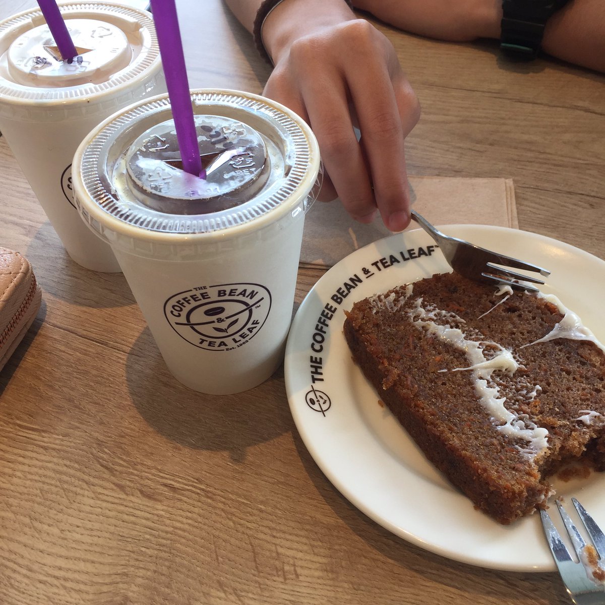 kzvhon's tweet photo. happiest dayyyyyyyyyyyy (n0t 2day lol) https://t.co/grInjpmFDm