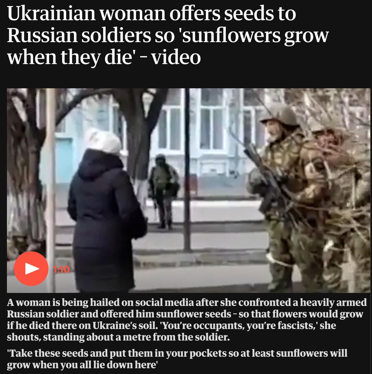 ไวรัลจาก #ยูเครน #StandWithUkraine ผู้หญิงคนนี้เดินมือเปล่าเข้าไปใส่เดี่ยวกับทหารรัสเซีย แล้วบอกว่าให้เอาเมล็ดดอกทานตะวันใส่กระเป๋าไว้นะ "อย่างน้อยถ้าคุณตาย ที่ตรงนั้นจะได้มีดอกไม้บาน"
>> theguardian.com/world/video/20…