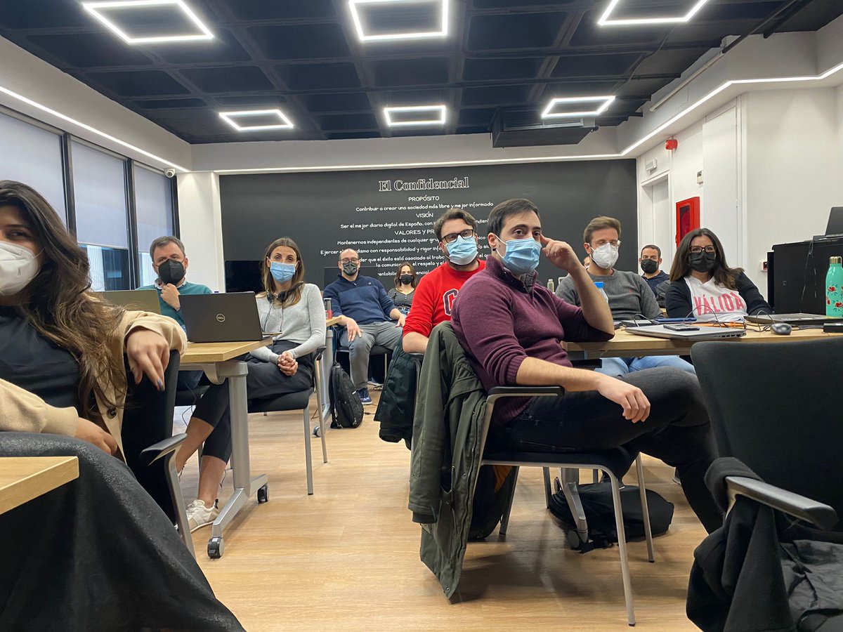 josvap's tweet photo. Muchas gracias a @jfcia, @beatrizzaera, @joseanavas, @alejandrolaso y todo el equipo de @ECLaboratorio por invitarnos a este primer LabDay pospandémico, y escuchar nuestras opiniones.

(Gracias también por las fotos, Bea)

#JoinDemos 
#ActionResearch https://t.co/KBqMikcZ0Y