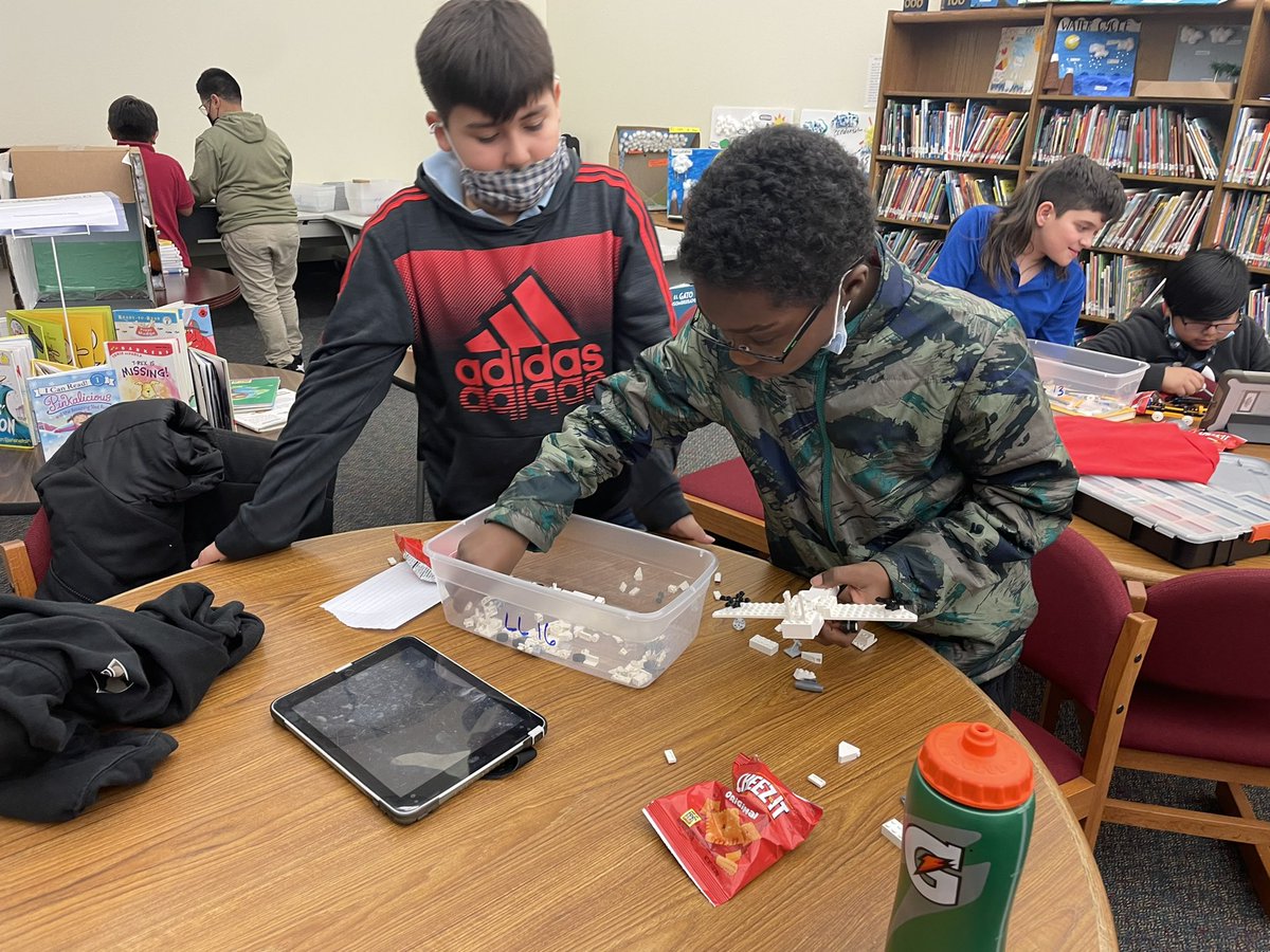 Rayburn STEAM Academy tweet media