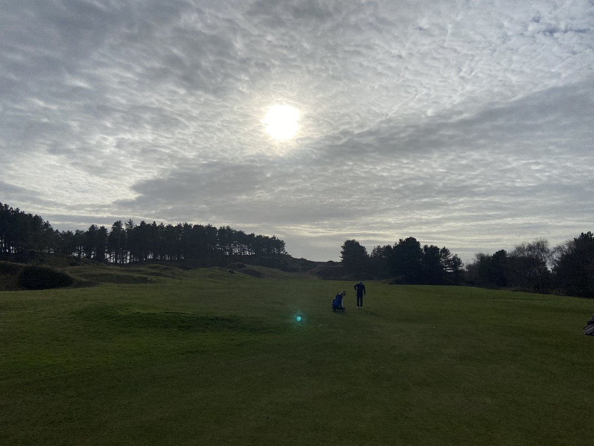 carledwardsgolf's tweet photo. Thanks for the great company today guys @Hillside_GC @AndyCrafty @Trebor_Seyah @cluffy68 great course, perfect weather and some good golf with members of @Birchwood1 https://t.co/a3XaejXTHr