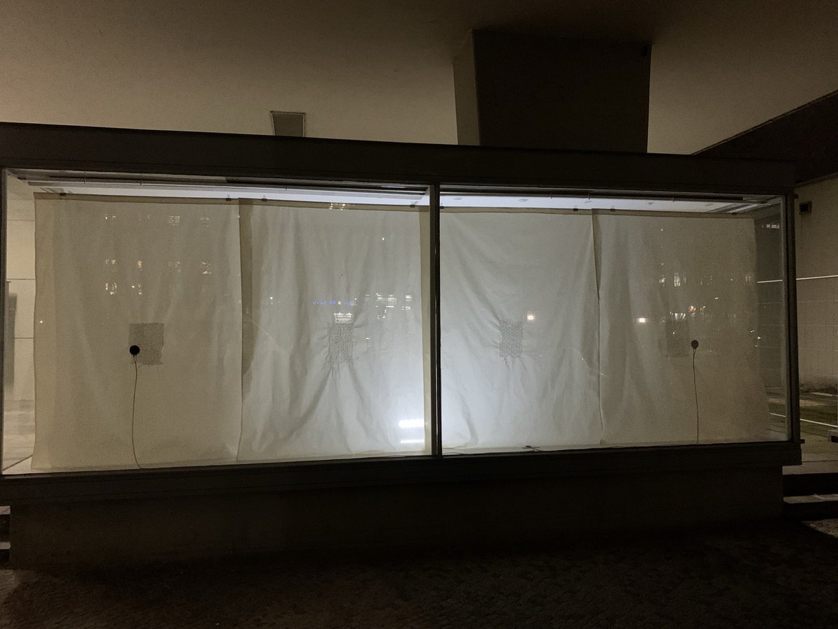 _AQAXA_'s tweet photo. My instrument tonight, a glass Vitrine at #UdKBerlin fitted with transducers and textiles by @_beritgreinke @wovenbywood and @federicovisi A big loudspeaker made of glass, and  you can walk into it. https://t.co/v6gYTPfFIB