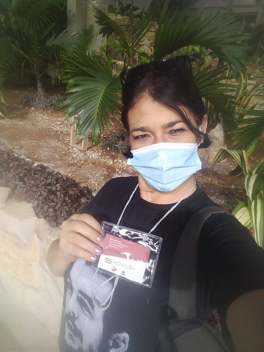 IzquierdaUnid15's tweet photo. La #IzquierdaUnida dice presente junto a @PRSierraMaestra en el encuentro con la #60UJC en el Pabellón #Cuba aquí les dejamos una foto de nuestra bella representante 🇨🇺❤️👇 https://t.co/TMsEKa9Sty