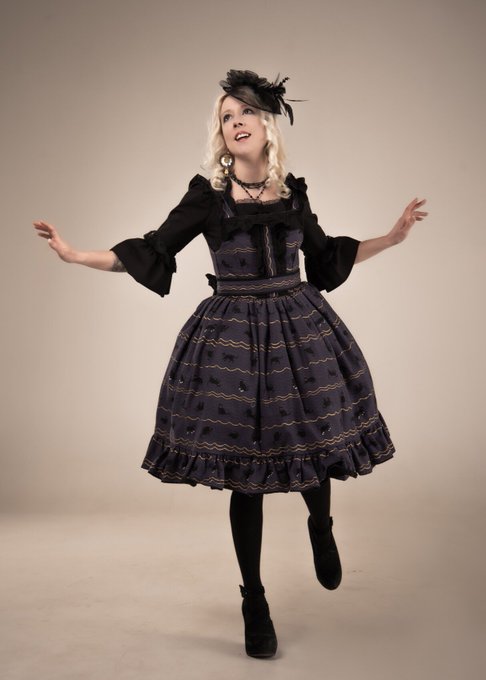 Handmade dress by me! Photographer is bombshell.png #Lolitafashion #handmade https://t.co/FyFikRCDzU<a href="/tag/handmade"class="tags"><span>#handmade</span></a><a href="/tag/lolitafashion"class="tags"><span>#lolitafashion</span></a>