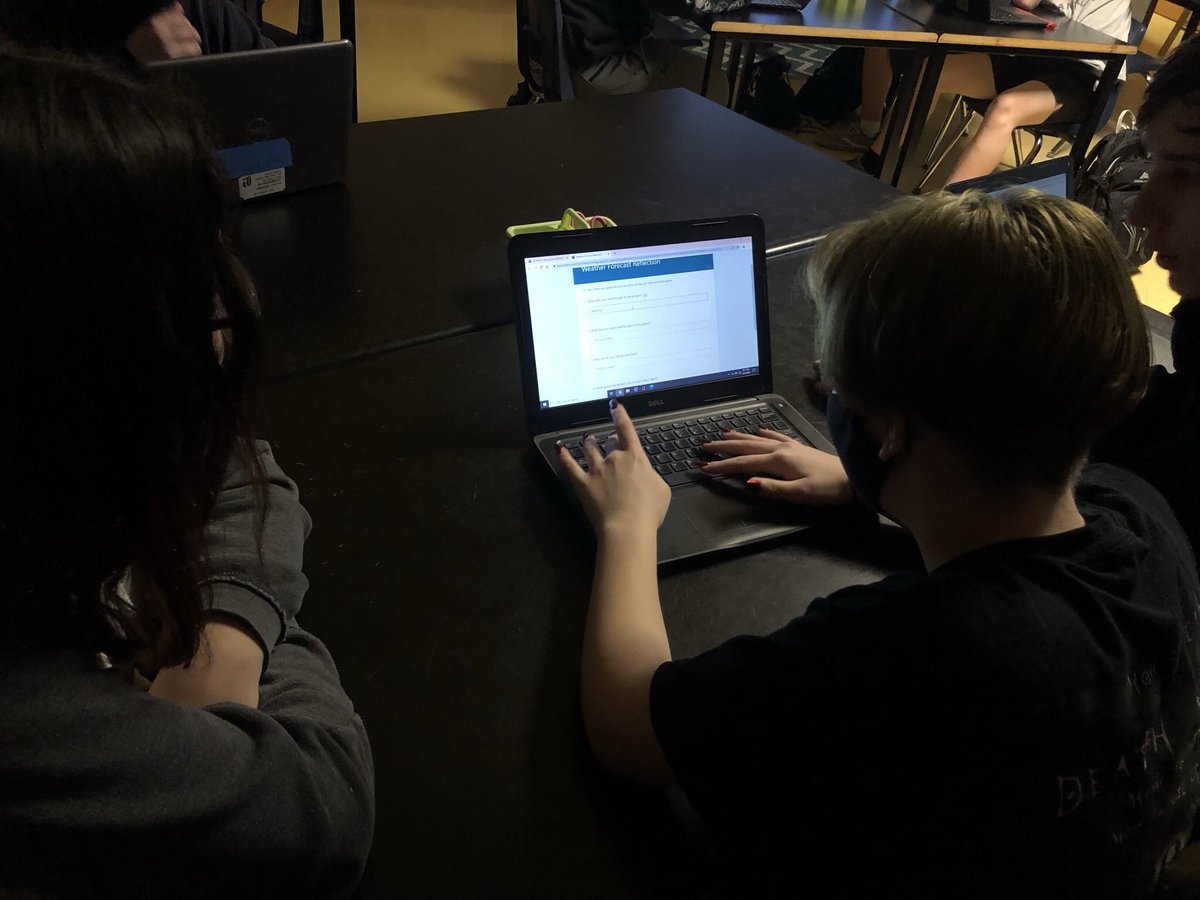 SachelleD's tweet photo. Thank you @C_BryantDHS for letting me watch your student weather forecasts. Soooooo good!! All uploaded to @Flipgrid. She followed up the video with a feedback #microsoftform #onslowdlt #FlipgridForAll #ocsengage https://t.co/Y7RAV8ED3A