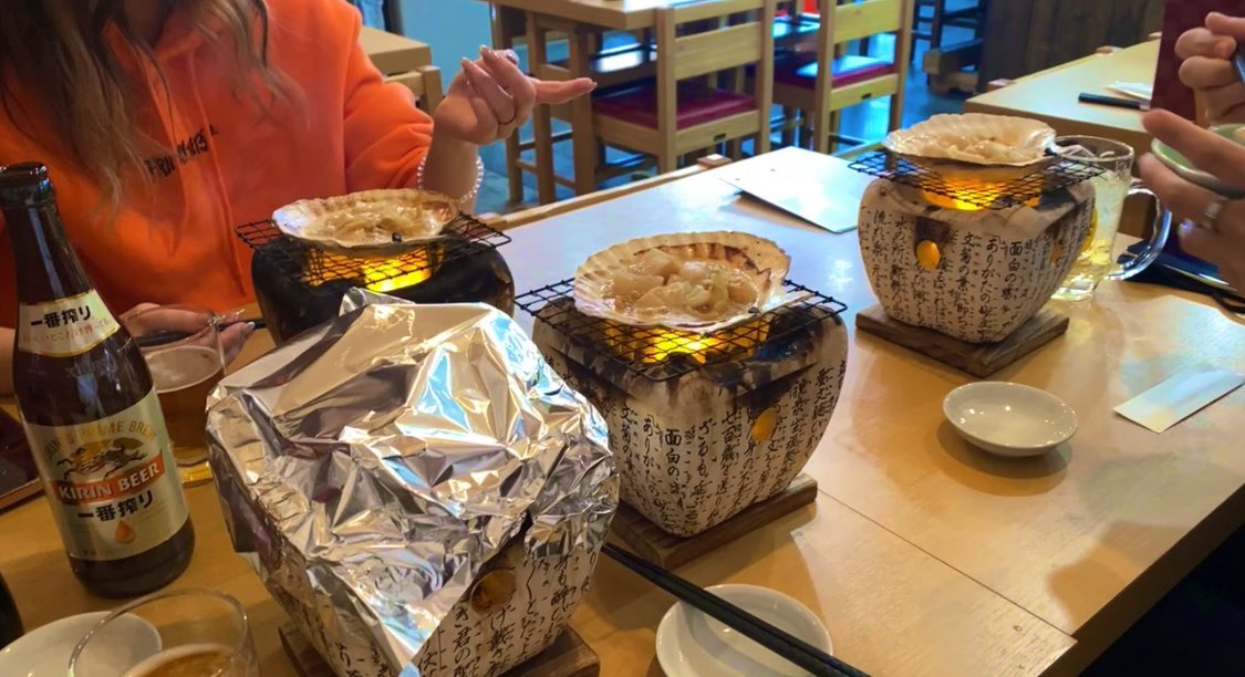 0913k07's tweet photo. 嫁がずっと行きたがってた
那珂湊行ってきました😄
俺は牡蠣食べれないから
ホタテとアワビとサザエ
食べた😋
嫁の親友も一緒に行って
楽しかった😁 https://t.co/blHVjIYHvQ