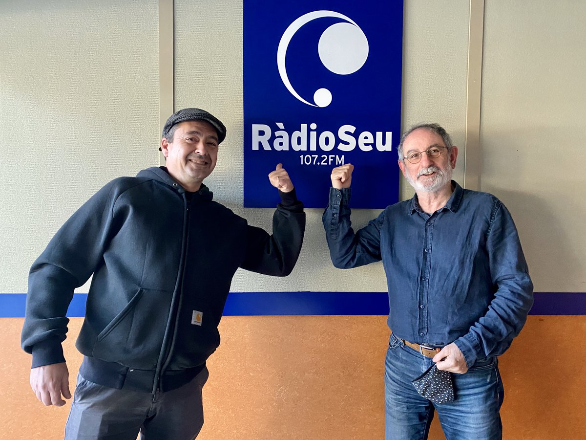 RadioSeu's tweet photo. 🎙️A LA CARTA | Al programa #Menges de RàdioSeu, Fede Antona i @Sergi_Figueras entrevisten l'enòleg Antoni Sánchez-Ortiz @ElSoladAres. #AltUrgell #Organyà
▶️Enllaç al podcast: https://t.co/Tjnt7yB8xx https://t.co/xarjEuSsO8