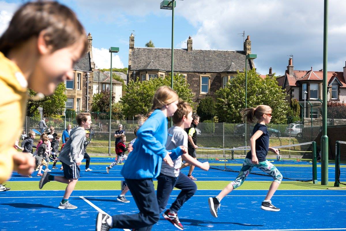 For teachers 🤝 by teachers

🆓 LTA Youth Schools programme resources have been designed specifically to support the curriculum and wider school outcomes 📚

Plus, teachers who complete the course earn a £250 reward voucher for their school 🎫

👉 sforce.co/2WG6hIN