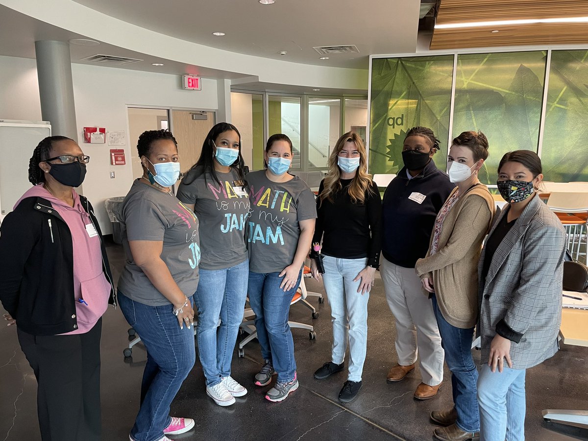 alexwilk88's tweet photo. We are ENERGIZED after touring the Energy Institute High School! Thank you for hosting us! @amy_htx25 #PBLs #EnergyInstituteHighSchool @MeikkaJ @OhYouTeachMath @CisdMath6to12 @MsFlores @MsWindham @MsJones https://t.co/mnLsQQpr0m