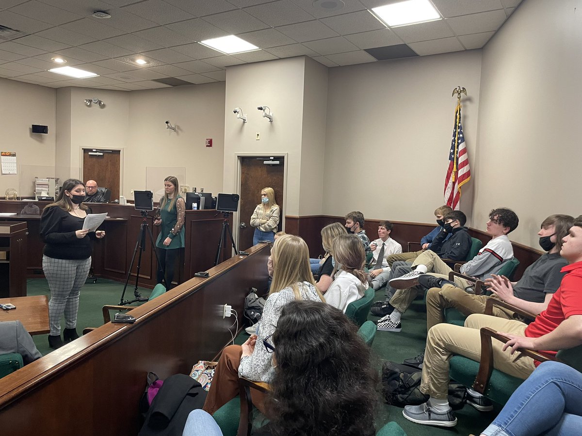 Rob Collins, Ed.S. (@mrcollinsky) on Twitter photo Prosecution is offering closing statements. <a href="/GCHSCourtroom/">GC Musketeer Courtroom</a> #GCHSMockTrial #GCAllforOne Prosecution is offering closing statements. <a href="/GCHSCourtroom/">GC Musketeer Courtroom</a> #GCHSMockTrial #GCAllforOne
