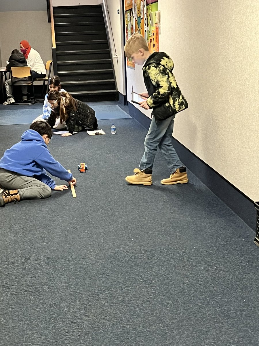 Earlier this week we built cars out of the <a href="/VEXRobotics/">VEX Robotics</a> kits. Now we are writing, experimenting, measuring, estimating, converting, graphing &amp; working as a team! Thanks for teaming up with us <a href="/o_cristie72/">Cristie Ondrejack</a> 💥🤖 <a href="/FESTigersHSE/">Fishers Elementary School</a>