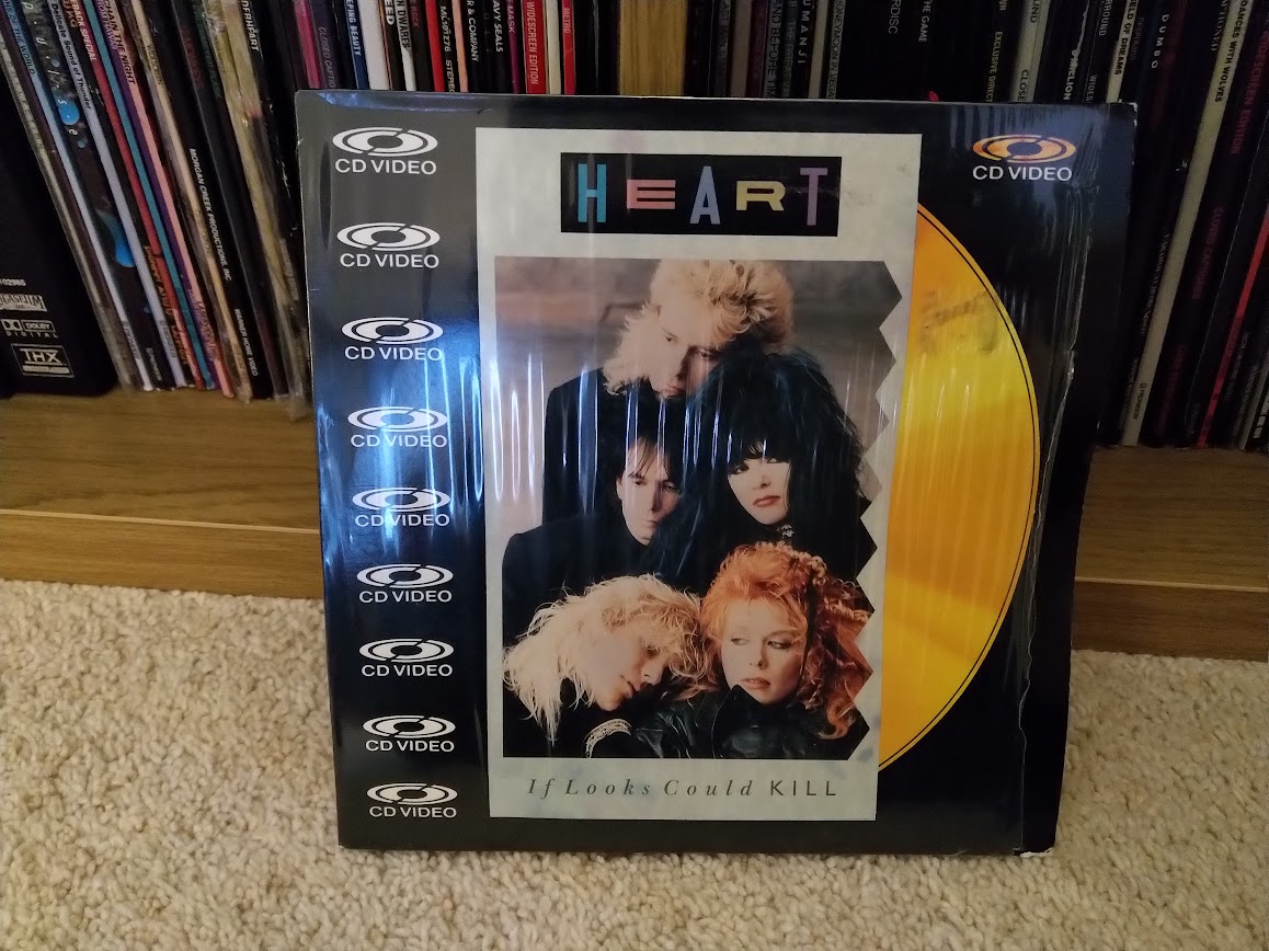 rockposer's tweet photo. Currently giving this a spin.  #laserdisc #cdvideo @HCCmag @officialheart https://t.co/LCOTHlSkLy