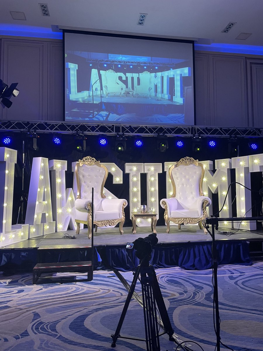 The Opening Address of the Inaugural Intervarsity Law Summit is due to commence shortly, with Anna O’Doherty giving her welcome speech followed by In Conversation with Dr. Mary McAleese✨
<a href="/UCC/">UCC Ireland</a> 
#lawsummit