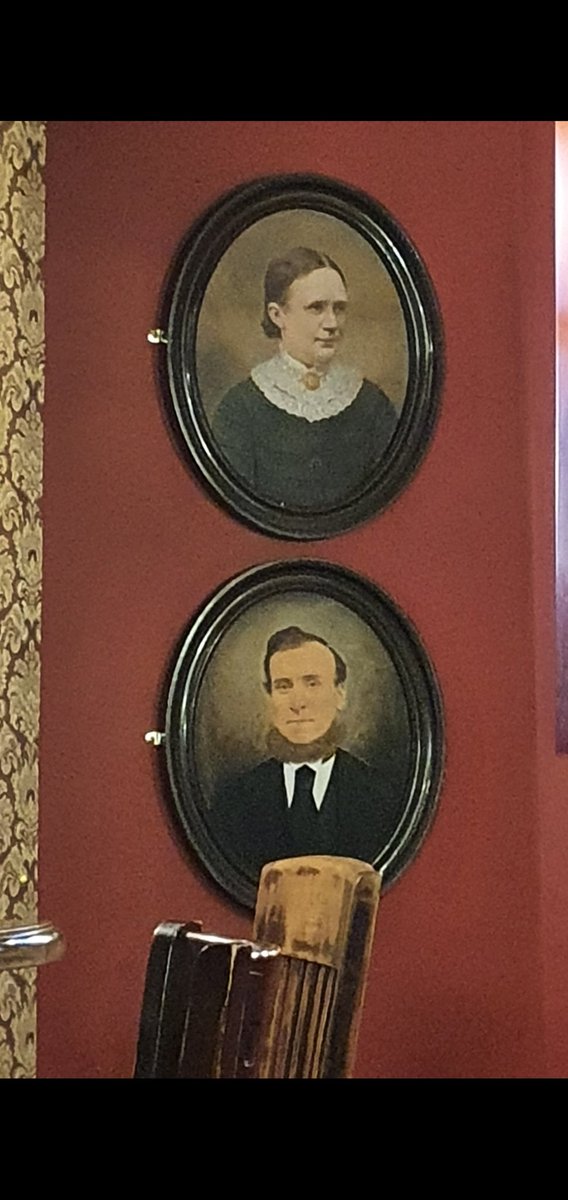 MarkDraycott7's tweet photo. I think I've spotted @TheAntonDuBeke on a wall in a pub in Stockport?🤔 This is going back a few years Anton?🕺 https://t.co/xumtUnL070