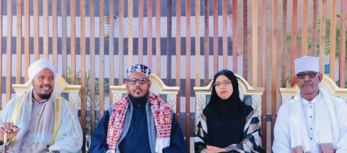 1_filsan's tweet photo. For those wanting to believe I fled Ethiopia, I appreciate the daily dose of amusements. Let me introduce myself. I am from a great house, a noble Somali “UGAAS” family. It’s not in my DNA to flee from anything. My courage is rooted in ancient Somali customs. #Somali #Ethiopia https://t.co/9IIOiK7Yp3