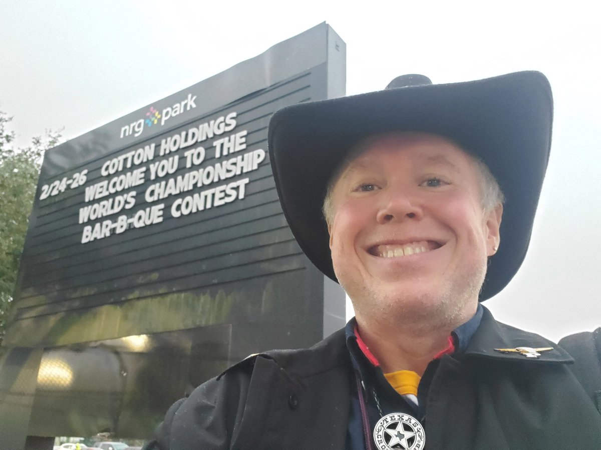 Large time at the Houston Rodeo BBQ cook off this weekend. 

#HoustonRodeoBBQContest
#gotexanday #HLSR #UnitedAirlines #bbq