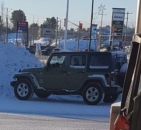 Muskoka411's tweet photo. BREAKING NEWS out of Bracebridge: 
Police have located this stolen jeep in Bracebridge, that was stolen from Gravenhurst last week as a direct result of the Muskoka411 re-post this morning. Shout out to the person who called it in. 
@OPP_CR https://t.co/KIvdyYQVum