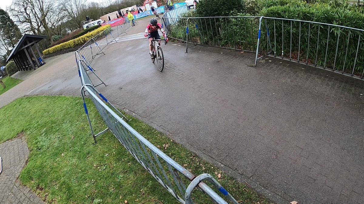 La saison de #CX est finie, c'était vraiment cool d'aller gueuler dans la boue !
Sint-Niklaas -> youtu.be/B7MT8fU-yfE
Oostmalle -> youtu.be/62Q2k0CUQFg
Maintenant place à la saison route, dès ce weekend... #OHN22 #OVHH