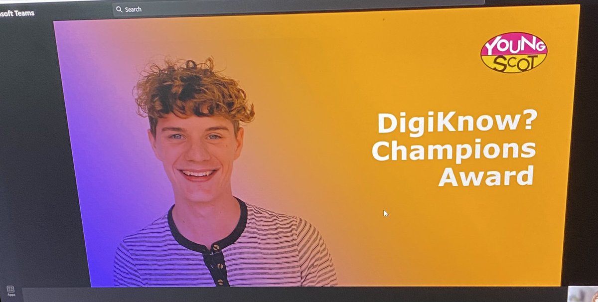 A big thanks to Rachel from <a href="/YoungScot/">Young Scot</a> for meeting with our Digital Leaders to discuss the Digital Champion Award. Looking forward to getting started. In partnership with <a href="/GKCollege/">Glasgow Kelvin College</a> <a href="/drumchapelhigh/">Drumchapel High</a>
