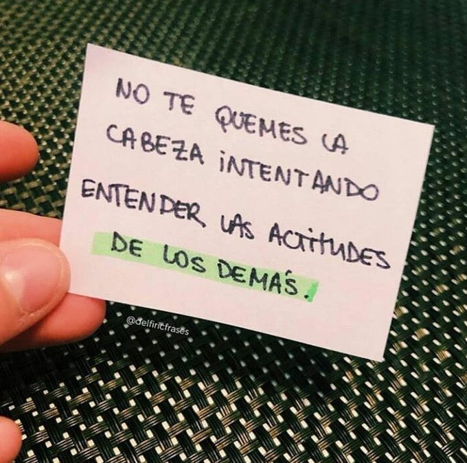 INDIRECTAS ✨ (@lndlrecta) on Twitter photo 