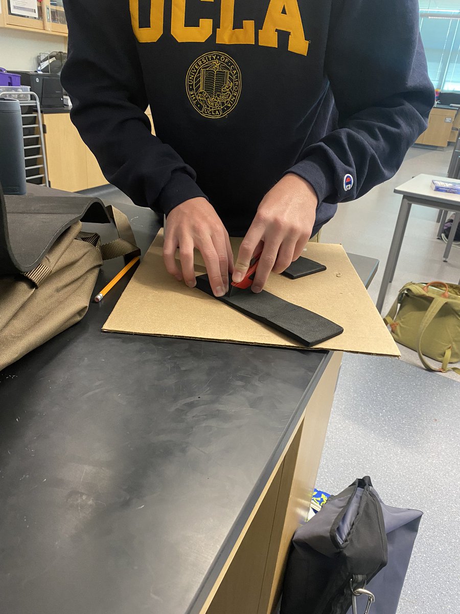 samoengineering's tweet photo. PLTW is hard at work building their prototypes for the end of the year capstone project. #Engineering #PLTWclassof2022 https://t.co/jLowTCCod8