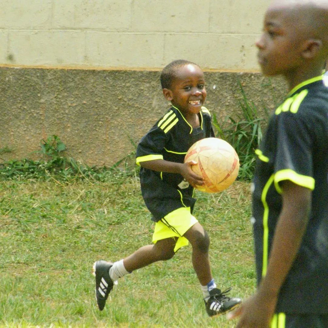 tsa_uganda's tweet photo. Your Saturday plot should be Daffodils Primary School as The Soccer Academy - TSA uganda intensifies training for various age groups ranging from 4-17 years.

#WeAreTSAUganda https://t.co/Q8PcFo8UjX