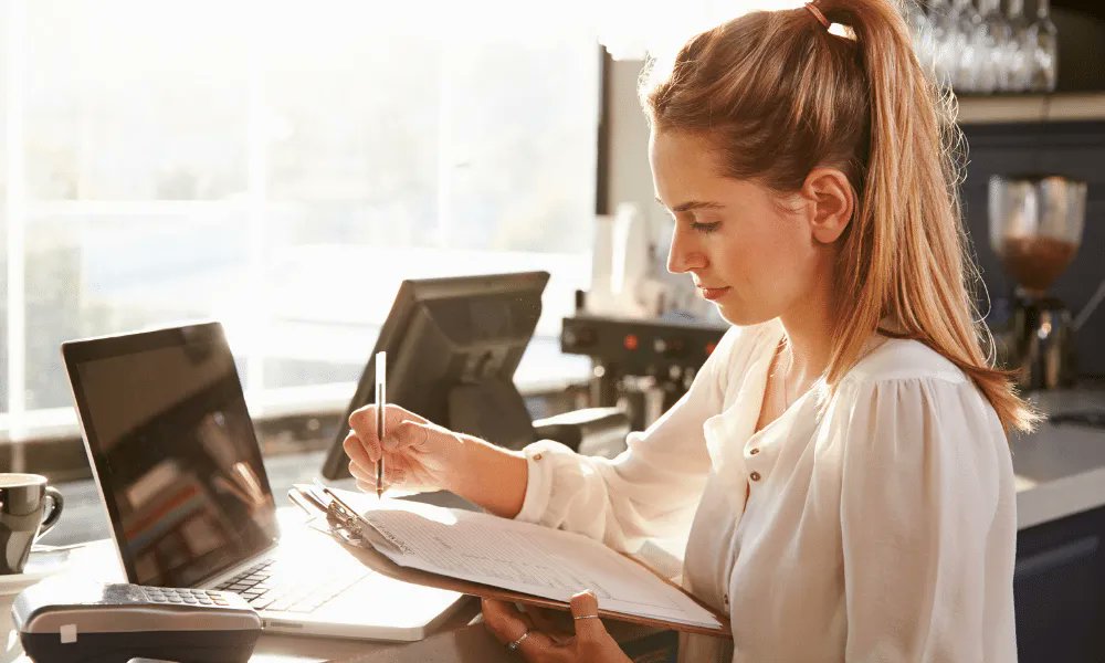 Managing food costs is a crucial part of running a successful restaurant. Read about our tips on lowering food costs without consuming too much time or resources from operations already stretched thin. buff.ly/33Smgac
#restauranttips #foodservicetips #foodcosts