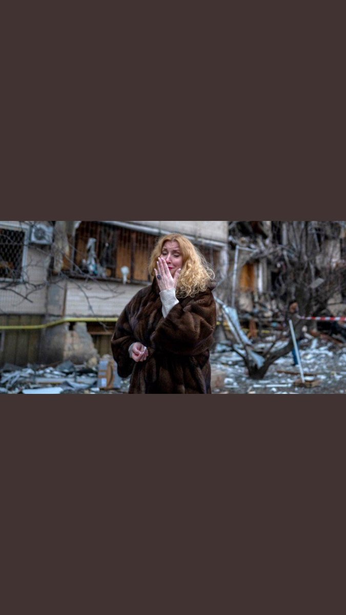 Alpha_mexzy's tweet photo. Fathers are crying that their sons are gone.
Mothers are weeping for their unborn child.
Let’s make peace ✌️ with each other and let’s stop the killing and we will be great. 

#UkraineRussia Kyiv #Putin NATO #Ukraine https://t.co/IxsA4eNz9G