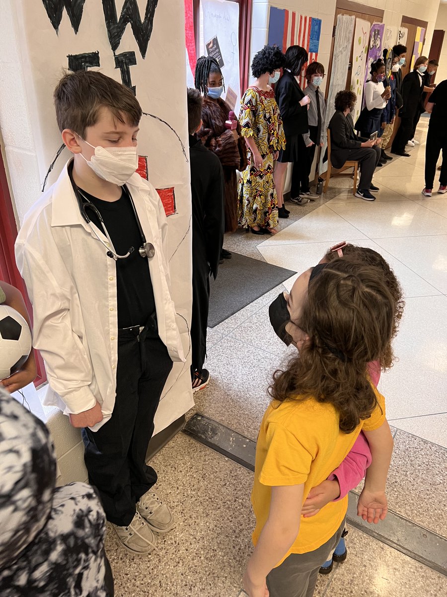 IPSMcClellan91's tweet photo. Today our 6th graders put on a Living Museum in honor of Black History Month for the rest of the school to visit. What an amazing experience for our school! #BlackHistoryMonth #montessori #myips https://t.co/uddfMtt5AQ