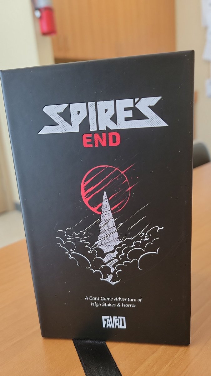 RyanHauck7's tweet photo. Look what finally arrived!
#spiresend #favro #boardgames #solo #RPG #gaming #nerd https://t.co/kEQok2ysNN