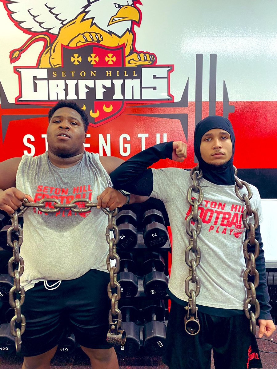 SHU_FBALL's tweet photo. Slight flex on this here Friday from the #swolGRIFFS https://t.co/guvjtoS8sE