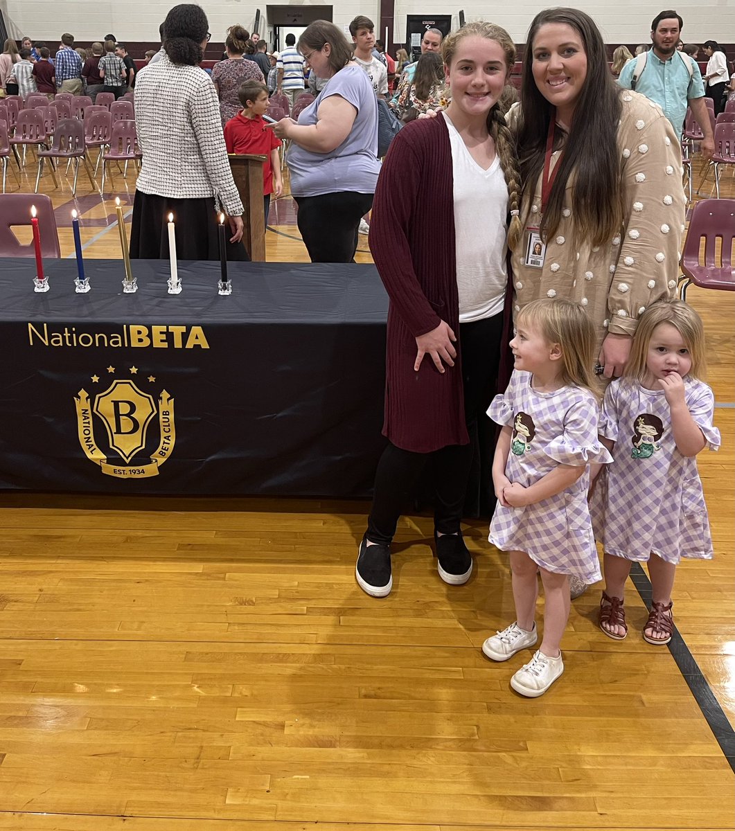 Cheyann2028's tweet photo. I was inducted into the National Jr. Beta Club for my middle school. #studentathlete #SAAB #Jrbetaclub https://t.co/jMB3Pl30Wb