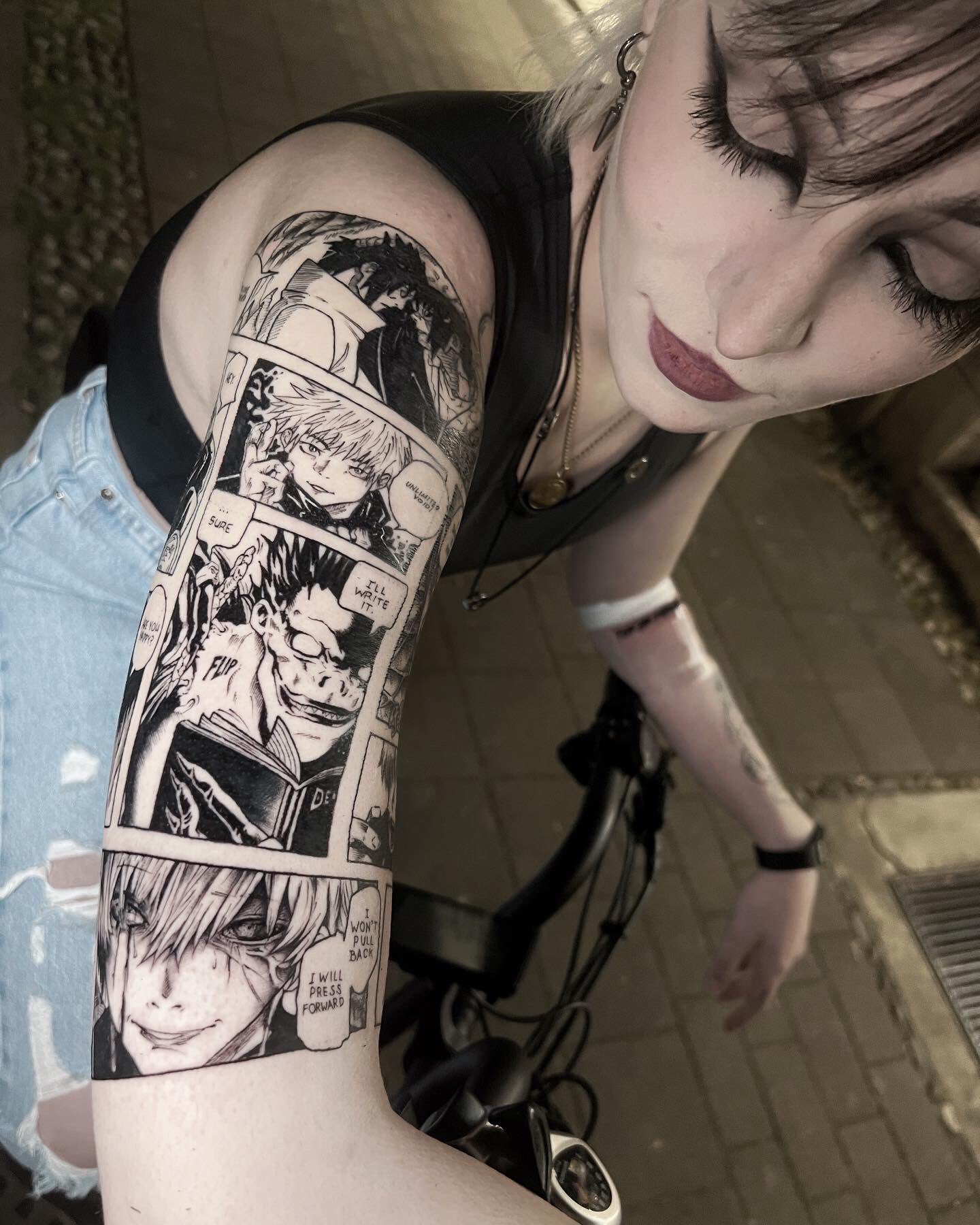 Sarena on Twitter New tattoo The start to my manga panel sleeve Of  course I start with JJBA STONE OCEAN Next panel will be either JJK or MHA  tattoo jjba JoJosBizarreAdventure stoneocean 