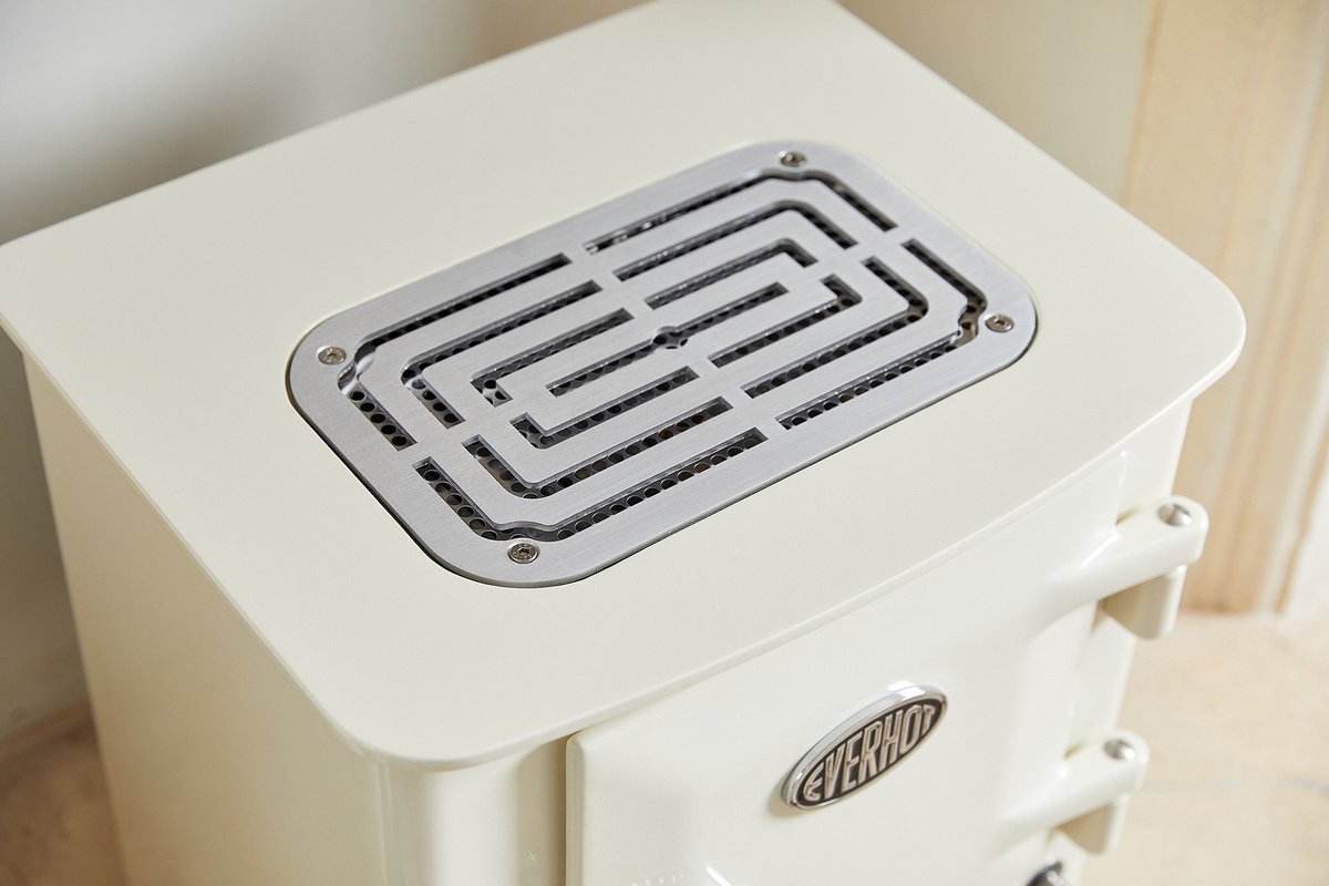 everhotcookers's tweet photo. Our hand built electric stoves simply plug into the wall and radiate a gentle heat into the room through the beautifully crafted heat vent. https://t.co/gP431JMpDS https://t.co/tq7ZHV1aZs