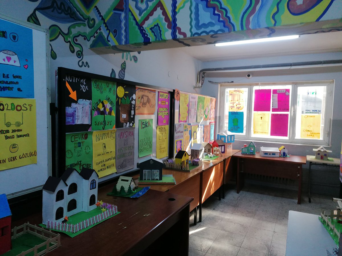 Teknoloji Tasarım sergimizde emeği geçen okulumuz Teknoloji Tasarım dersi öğretmenlerimize emeklerinden dolayı teşekkür ederiz. <a href="/bucamilliegitim/">Bᴜᴄᴀ İʟᴄ̧ᴇ Mɪʟʟɪ Eɢ̆ɪᴛɪᴍ</a>