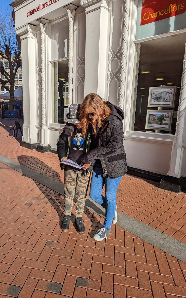 stevenixon's tweet photo. My #HalfTermHero duo working on clues @TreasureTrails Today in #Reading https://t.co/miomI3ArQa