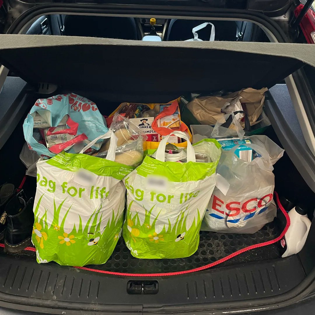 5 Family's all experiencing financial hardship where given Emergency food parcels to see them well over the weekend. 
One Mum on her own after bills wasn't left with enough to eat! This weekend could have been completely different for her and her children.