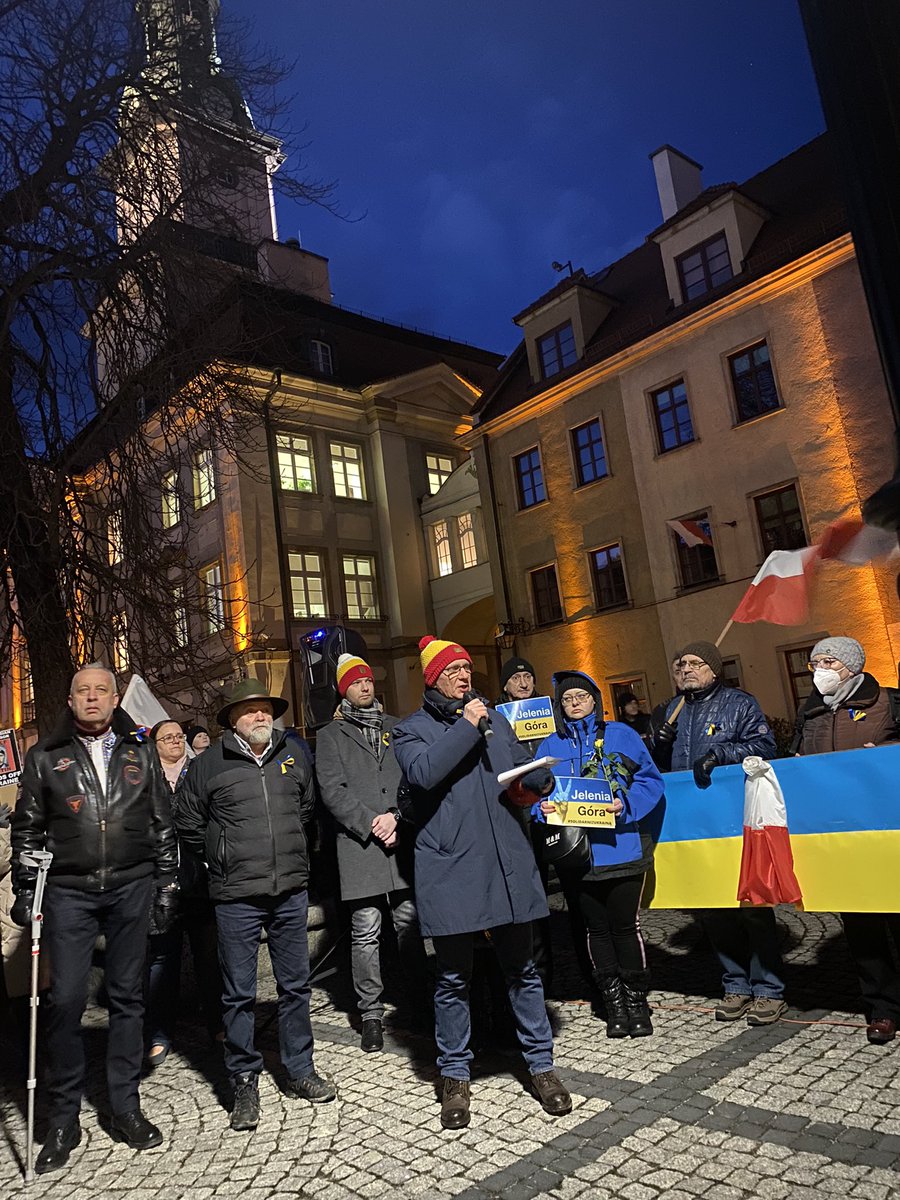 Jelenia Góra razem dla #Ukraina 💙💛

#solidarnizukraina #StandWithUkraine #FreeUkraine #StopTheWar