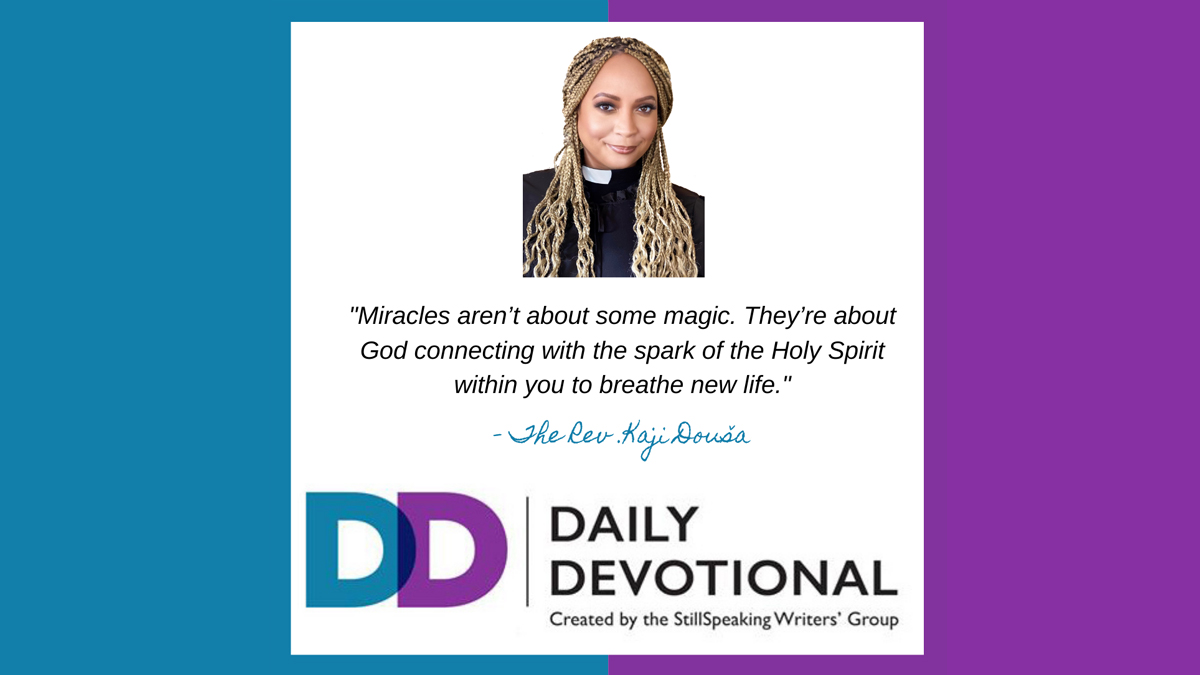 ThePark1010's tweet photo. “Miracle Ready” – a @UnitedChurch of Christ #StillSpeaking #DailyDevotional by The Rev. @KajiDousa:
https://t.co/nA0Ro3vdRq https://t.co/5Pv5Hb2JyU