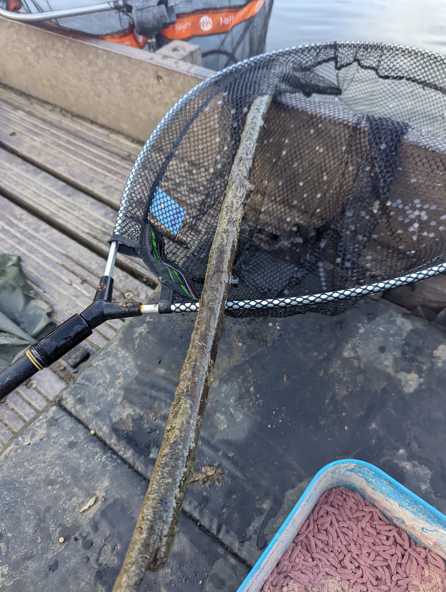 Titch_World's tweet photo. Not a bad day even though I had a slow start lost something big but got a new PB on the stick fish 🤣 #HereFishFishFishy https://t.co/KR8JMxYkdj
